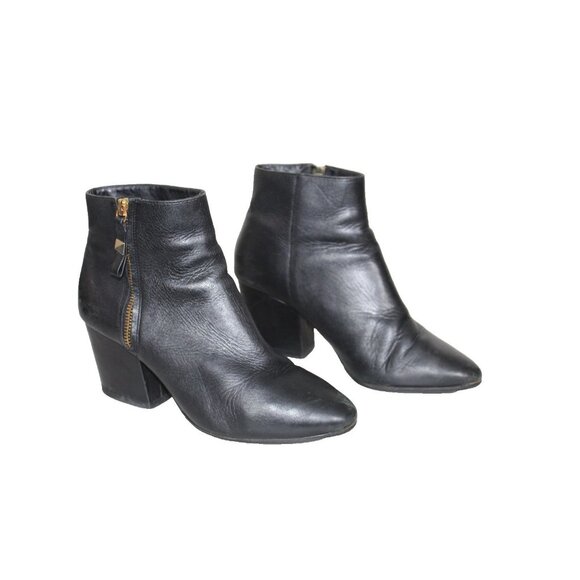 Kate Spade Black Leather Bootie Pebbled Leather Ankle Boot Womens Size 8.5 M - Picture 1 of 10